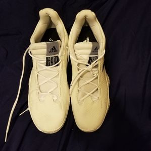 ADIDAS PRO BOUNCE 2018 size 16 worn once